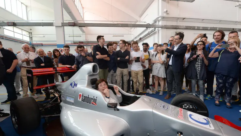 Il nuovo laboratorio di meccanica all'Itis Castelli