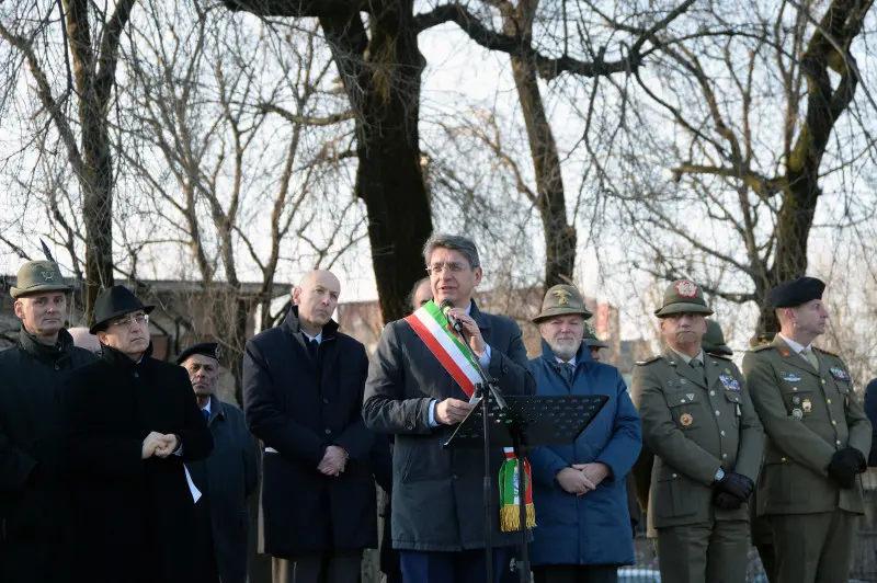 La cerimonia di intitolazione di Campo Marte