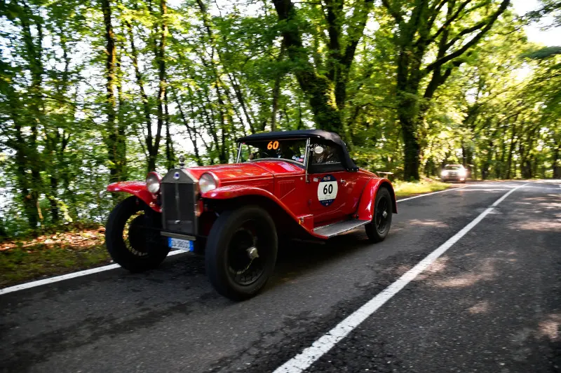 La Mille Miglia sul lago di Vico