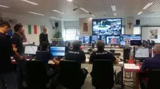 La sala operativa interforze di Treno attivata per l'Adunata Alpina - © www.giornaledibrescia.it