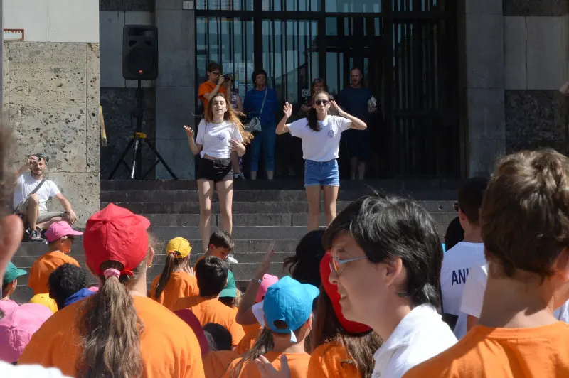 Grest del centro storico, flash mob in piazza Vittoria