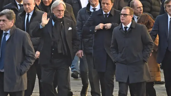 Matteo Renzi e Della Valle ai funerali di Astori - Foto Ansa © www.giornaledibrescia.it