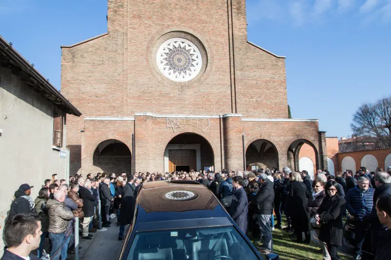 I funerali di Roberto Clerici