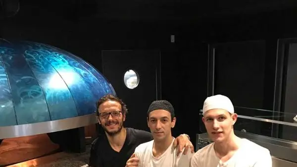 Lo chef Zanoni a Versailles con due pizzaioli valsabbini