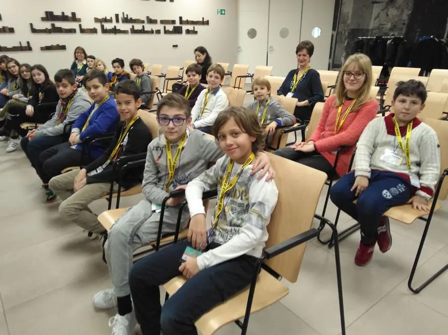 Gli studenti in visita al giornale