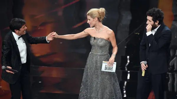 Bellissima Michelle sul palco dell'Ariston