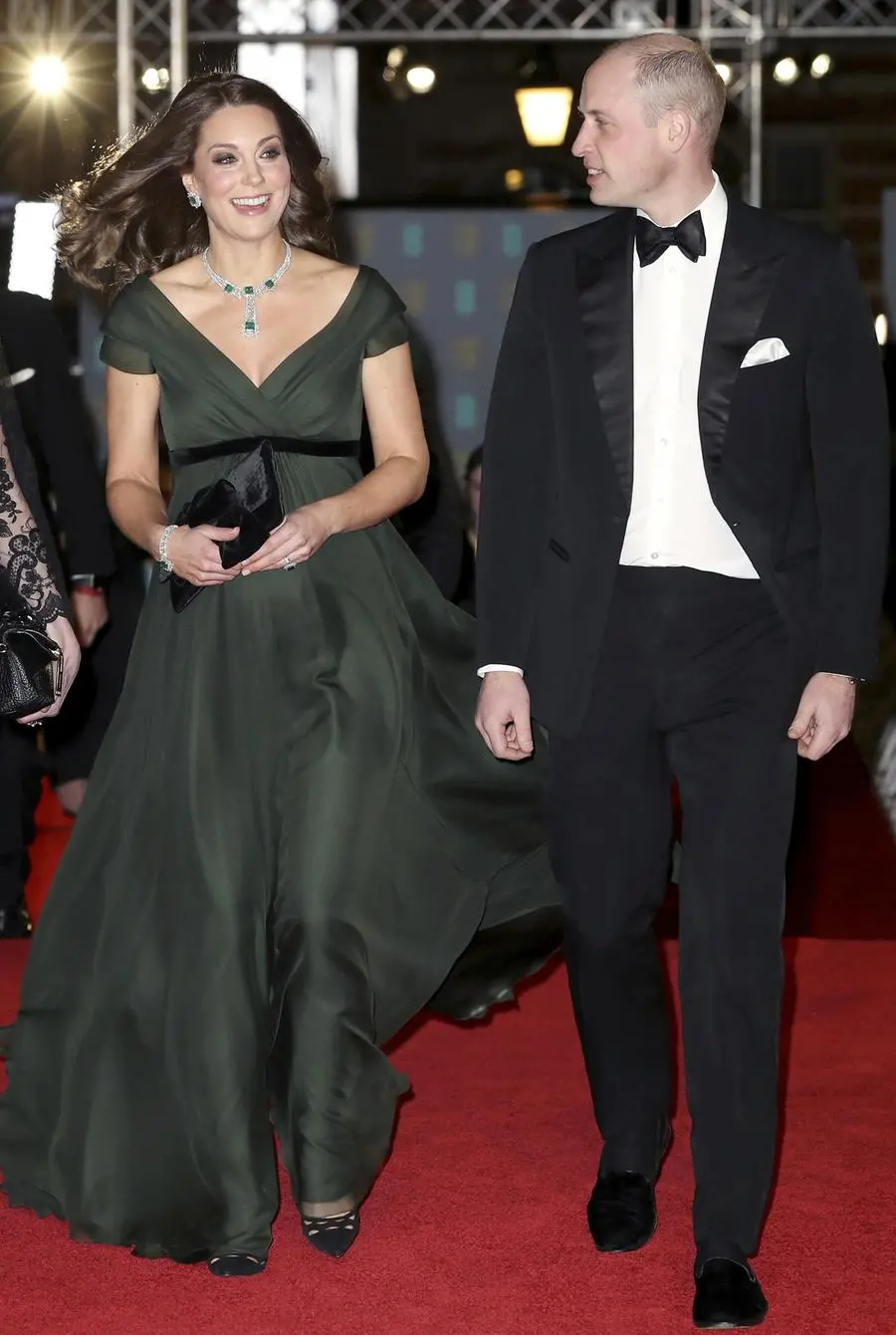 Kate Middleton ai Bafta sceglie in verde scuro