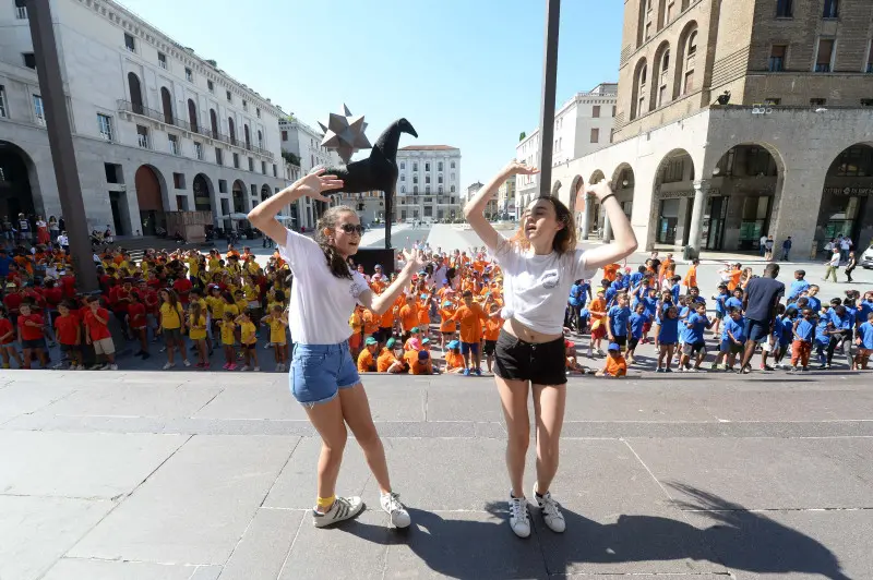 Grest del centro storico, flash mob in piazza Vittoria