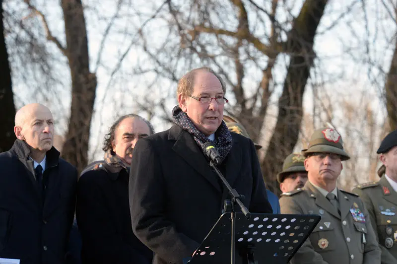 La cerimonia di intitolazione di Campo Marte