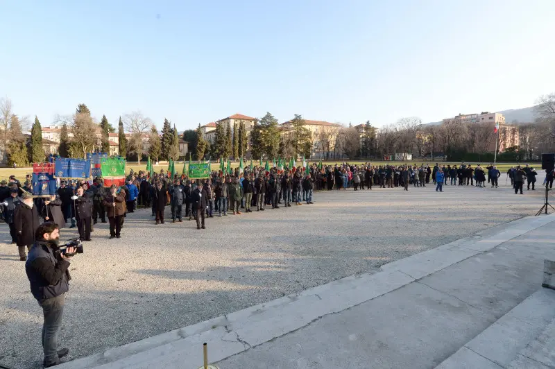 La cerimonia di intitolazione di Campo Marte