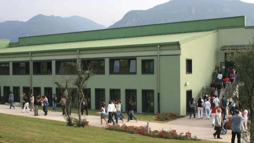 Proiettato al futuro. Il liceo «Enrico Fermi» di Salò