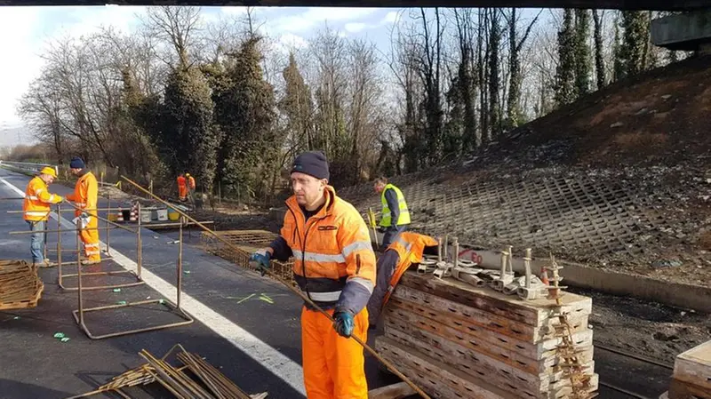 Riapre la A21