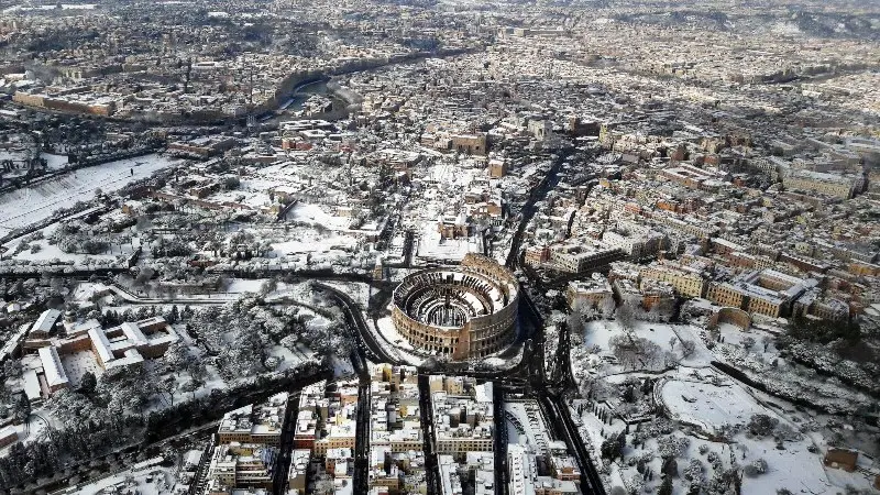 Roma sotto la neve - Foto Ansa © www.giornaledibrescia.it