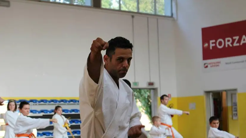 Carmelo Cipriani, il maestro di karate accusato di aver avuto rapporti con allieve minorenni - © www.giornaledibrescia.it