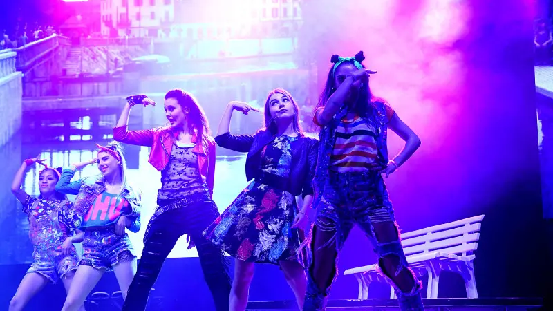 Lo show di Maggie & Bianca Fashion Friends