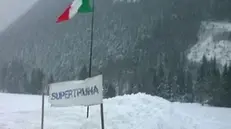 Una rifugio d'emergenza nella neve
