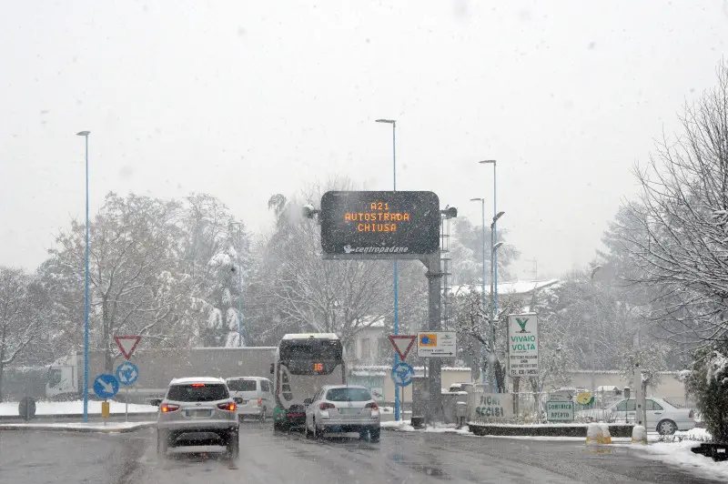 A21 chiusa per neve