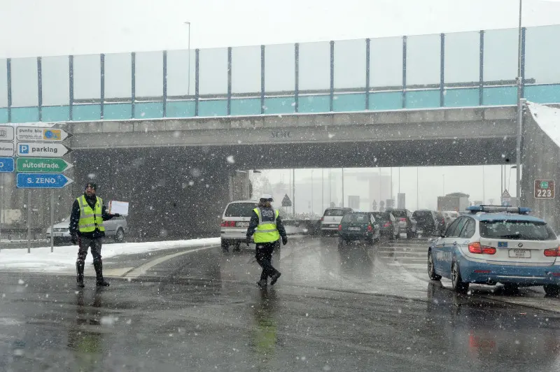 A21 chiusa per neve