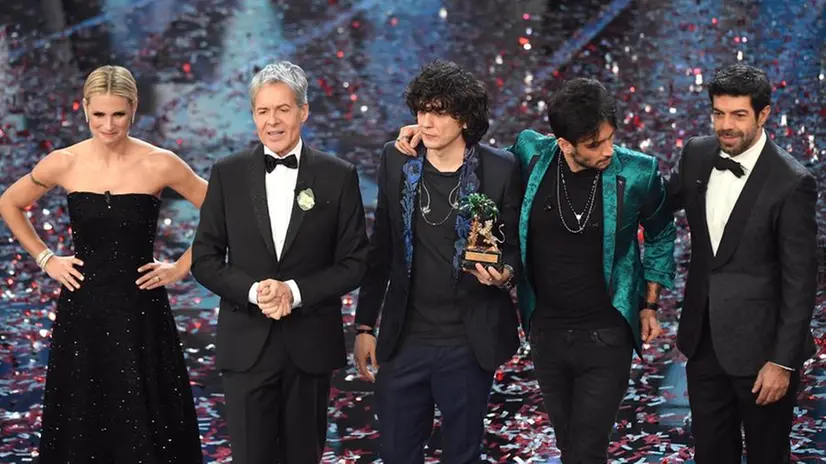 I conduttori e vincitori di Sanremo 2018 © ANSA/CLAUDIO ONORATI
