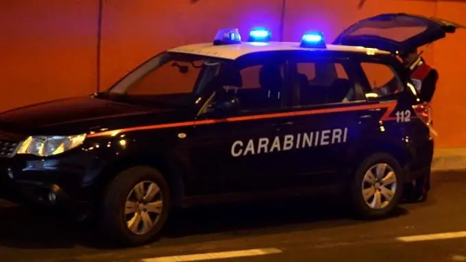 Galleria. Carabinieri impegnati in un tunnel camuno // FOTO ARCHIVIO