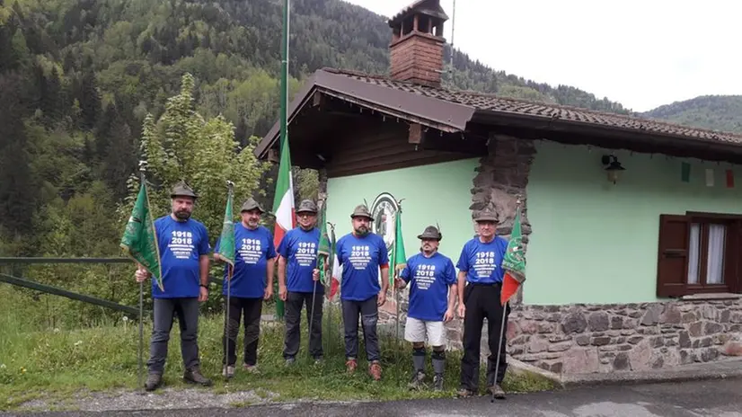 I sei alpini partiti a piedi per Trento © www.giornaledibrescia.it