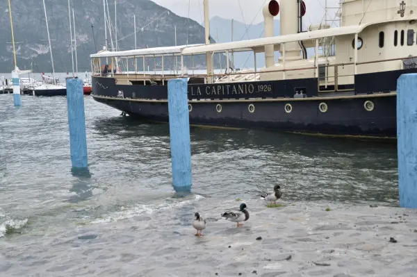 La pioggia gonfia il lago d'Iseo