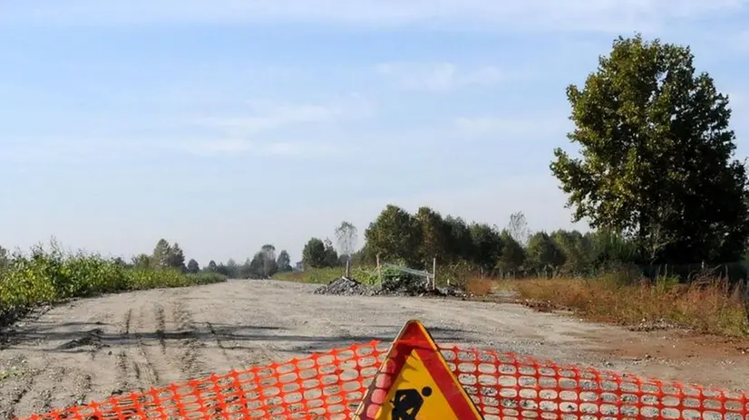 La strada era finita al centro di un traffico di rifiuti - Foto © www.giornaledibrescia.it