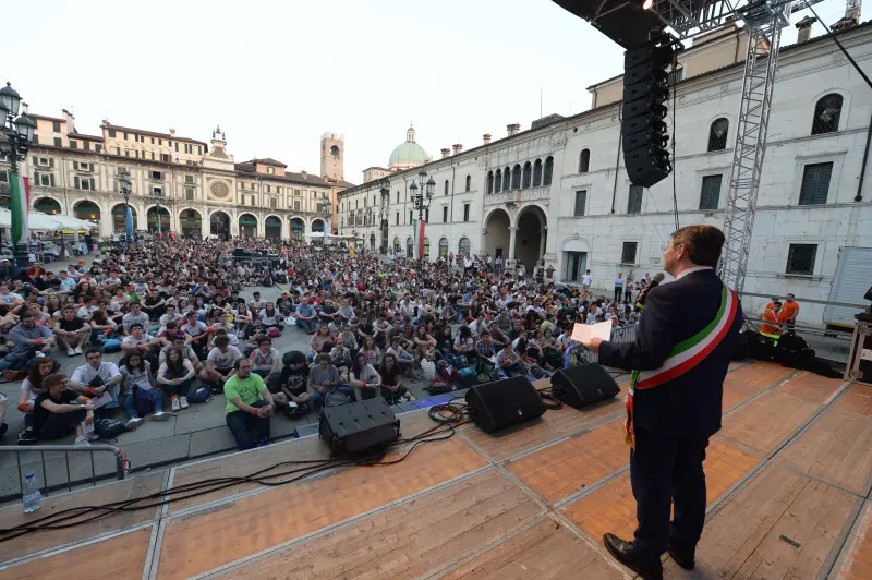 I giovani riuniti a Brescia