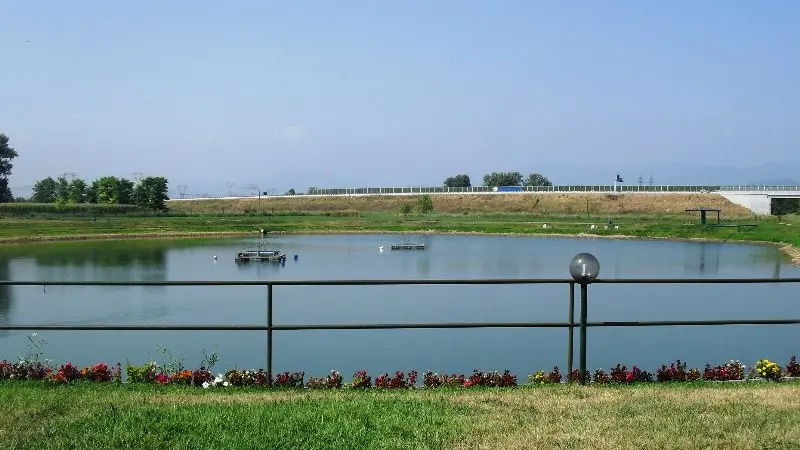 Il laghetto Fiorito di Borgo Poncarale - Foto tratta da Facebook © www.giornaledibrescia.it