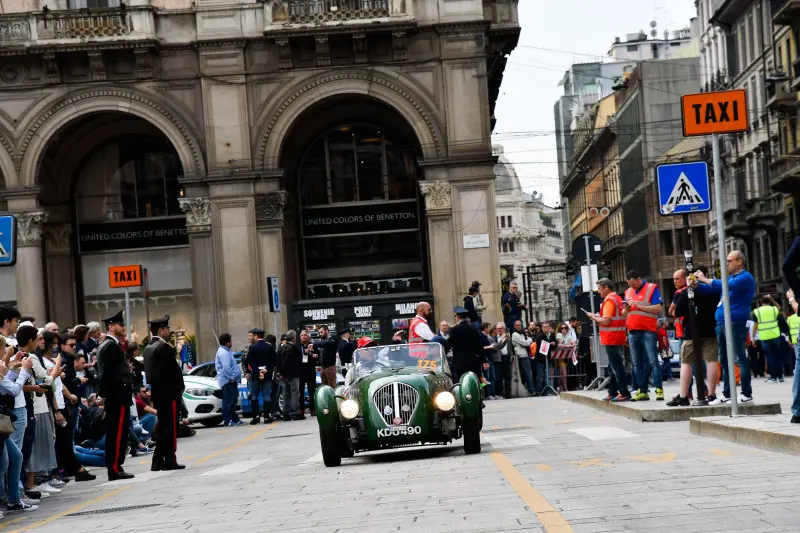 Mille Miglia, Freccia Rossa all'ombra del Duomo