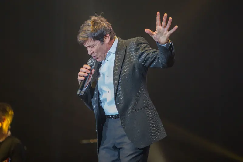 Gianni Morandi in concerto al Palageorge