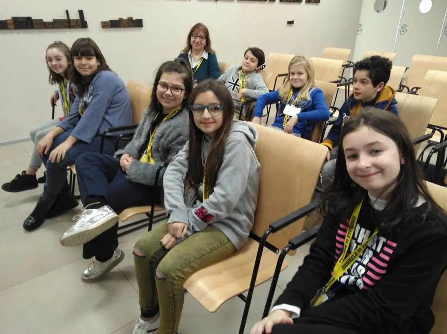 Gli studenti in visita al giornale
