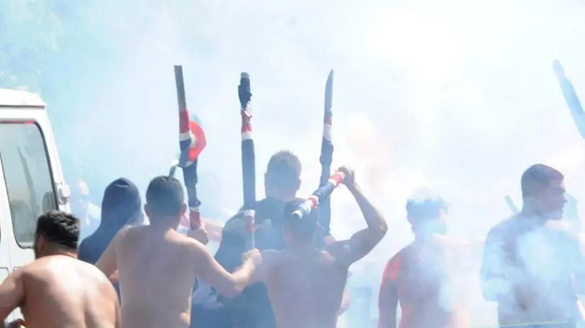 Un anno fa a Palazzolo, guerriglia tra ultras - Foto © www.giornaledibrescia.it