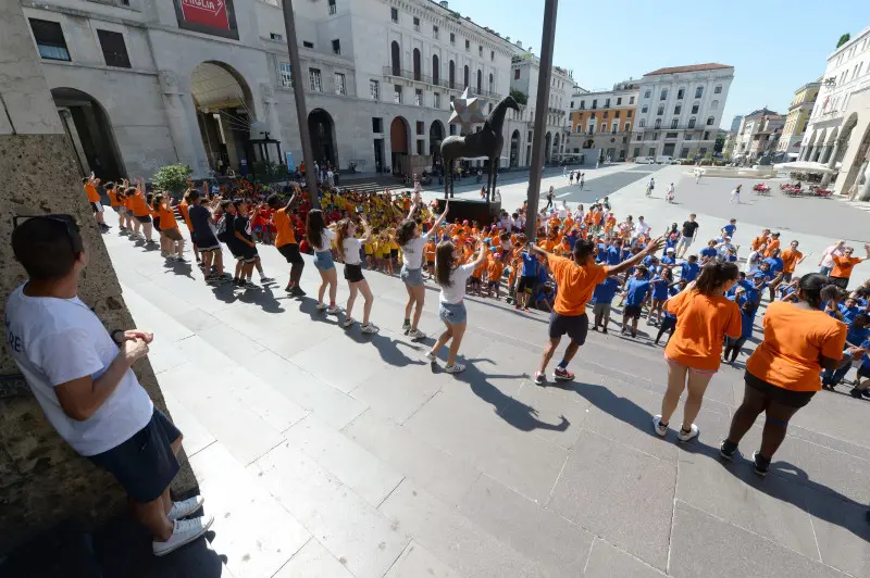 Grest del centro storico, flash mob in piazza Vittoria