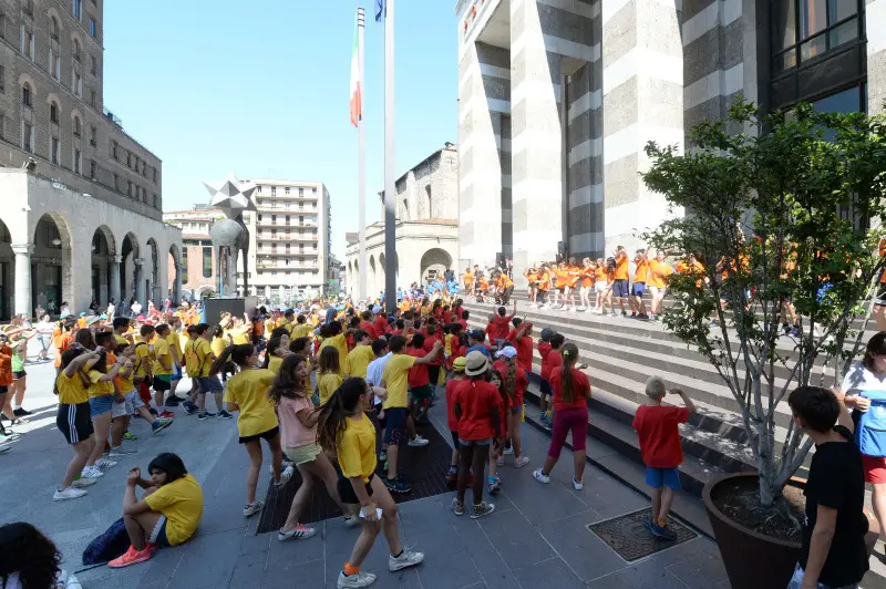Grest del centro storico, flash mob in piazza Vittoria