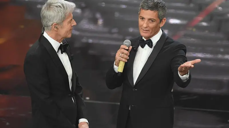 Baglioni e Fiorello sul palco dell'Ariston