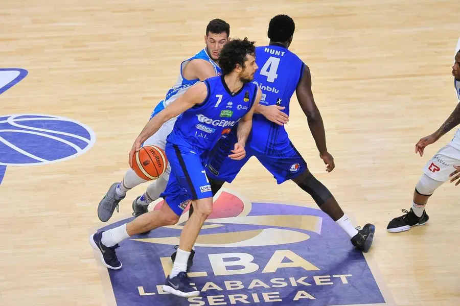 Basket: la Germani trionfa a Sassari