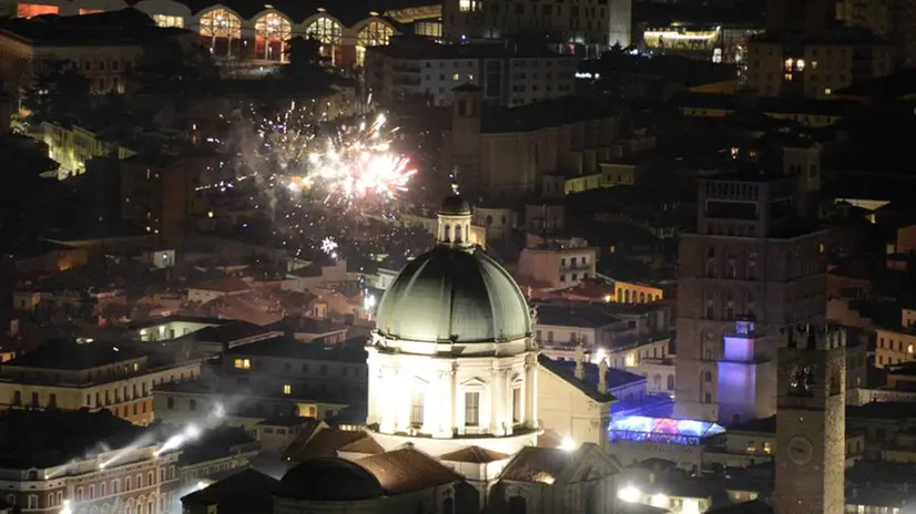 Fuochi d'artificio sulla città