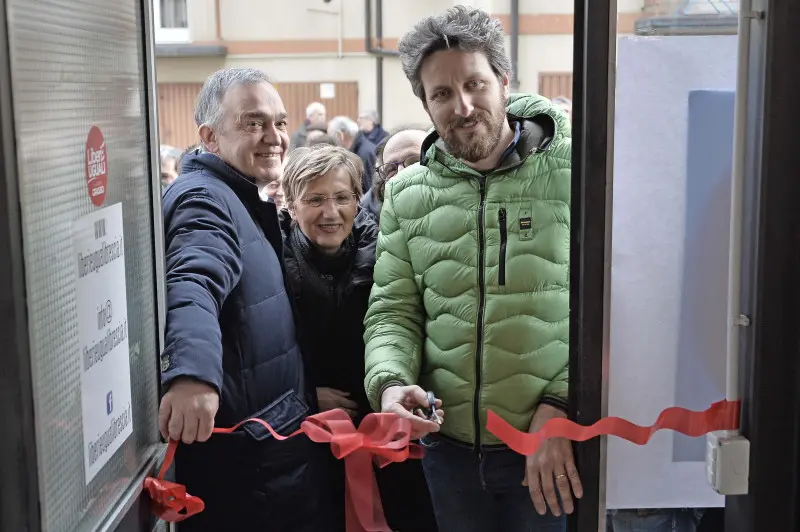 L'inaugurazione della sede di Liberi e Uguali