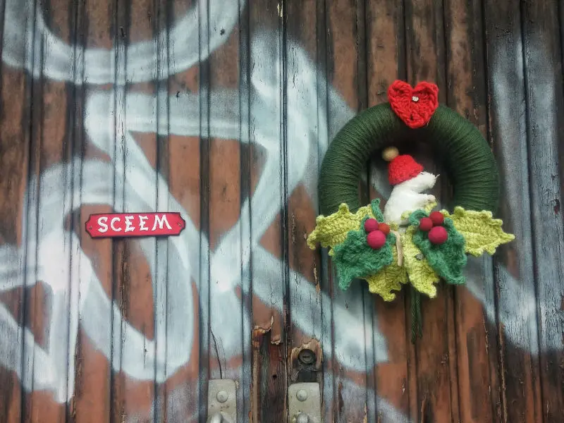 L'intervento del collettivo The Sceem in via Moretto