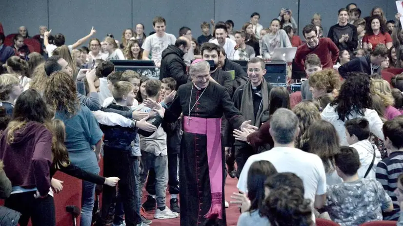 TREMOLADA INCONTRA I GIOVANI