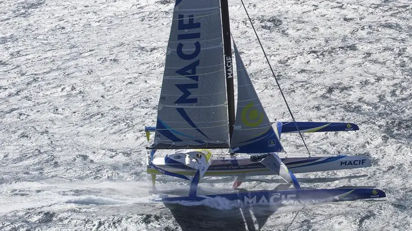 Il trimarano di Gabart - Foto Facebook