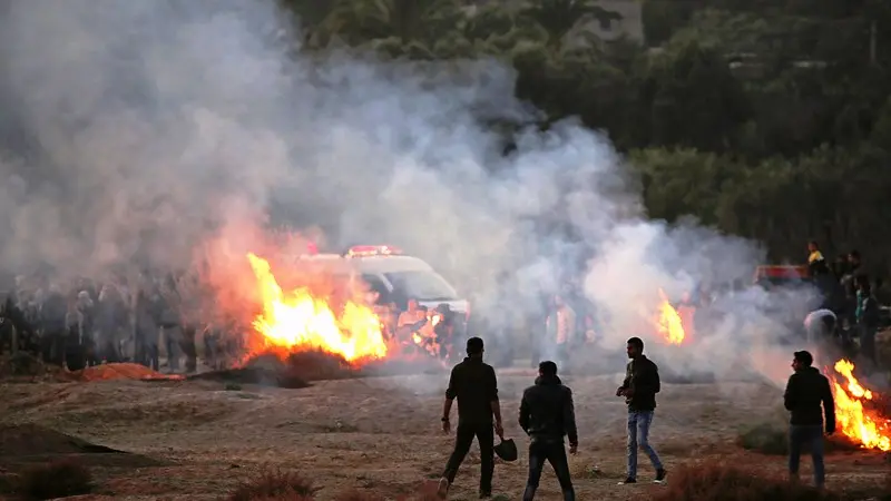 Scontri fra palestinesi e truppe israeliane a Gaza e in Cisgiordania