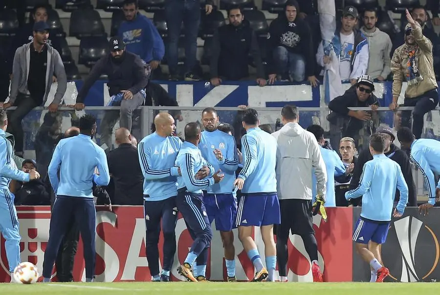 L'ex difensore della Juventus ha perso il controllo prima della partita di Europa League tra Marsigl