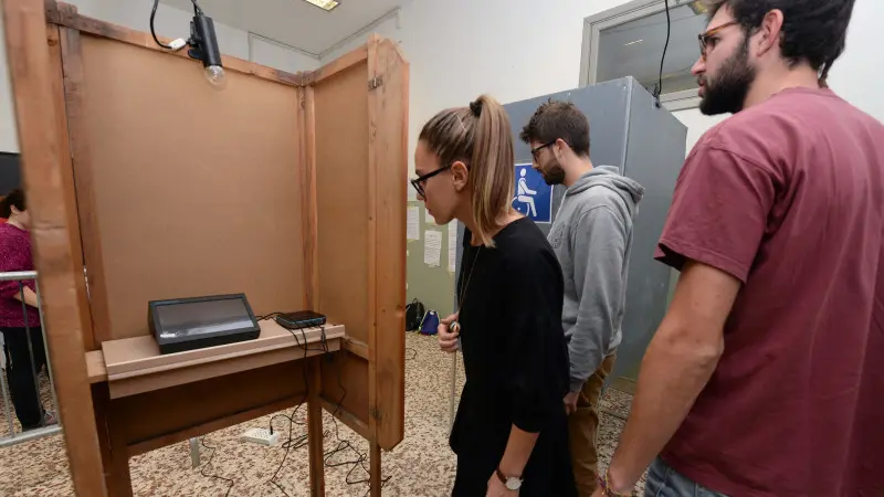Voting machine, il digitale spodesta la scheda di carta