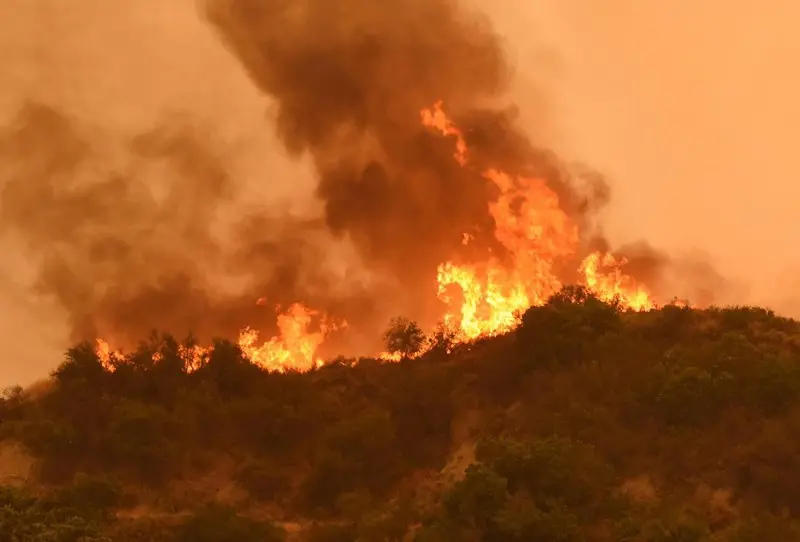 La California devastata dagli incendi