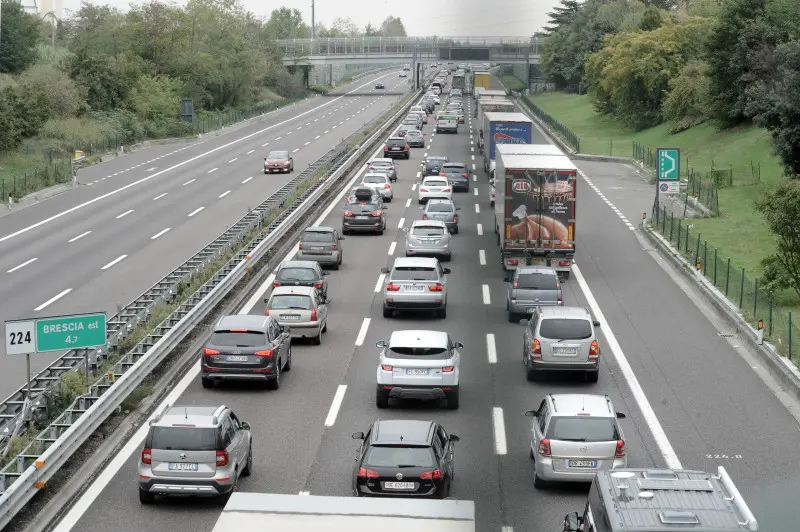 La coda in autostrada A4