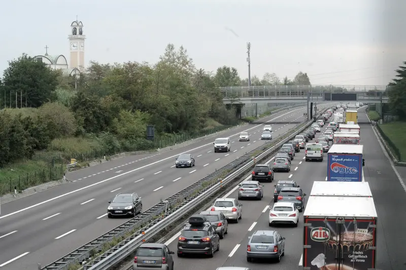 La coda in autostrada A4