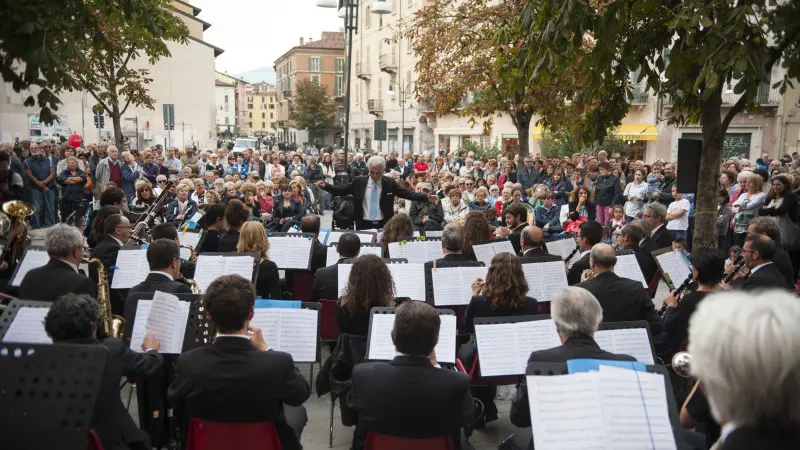 Banda in largo Formentone