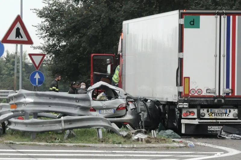 Tragedia in A21, muore una bimba di 3 anni